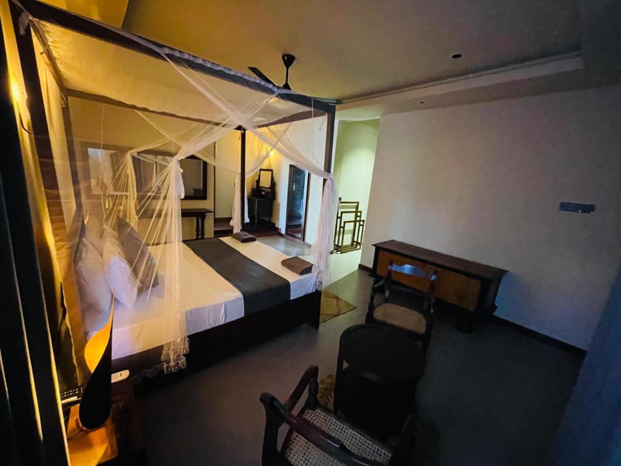 Hotel Bohemian Nest Negombo Exterior foto