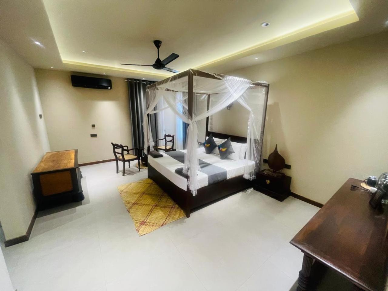 Hotel Bohemian Nest Negombo Exterior foto
